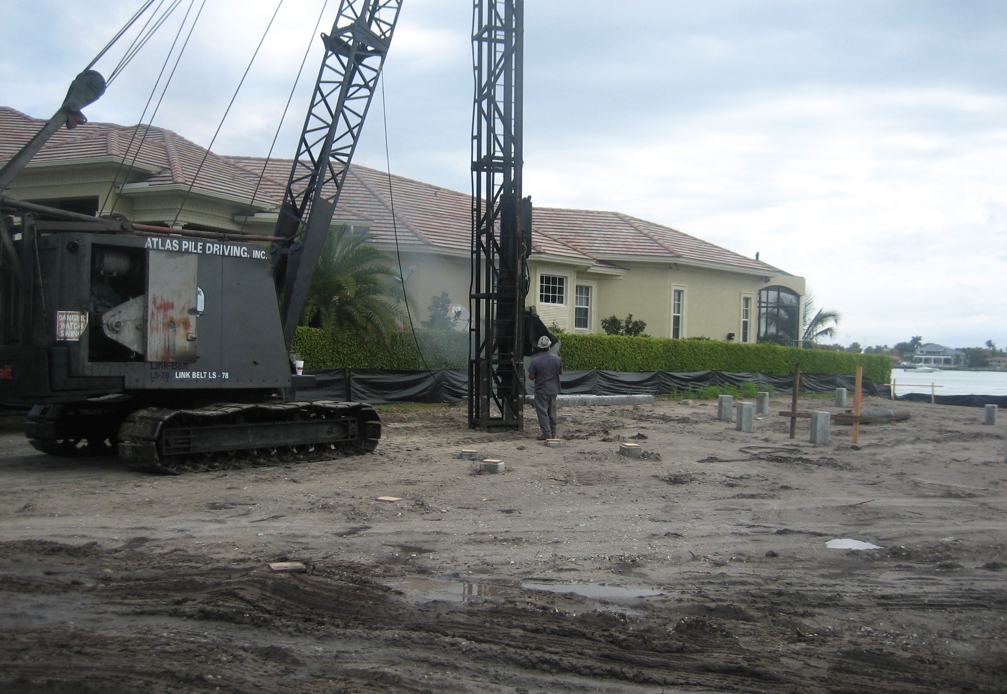 Marine pile installation equipment